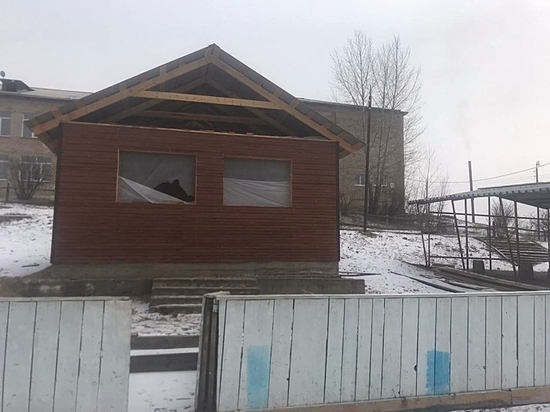 Теплую раздевалку для хоккеистов построили в селе Забайкалья