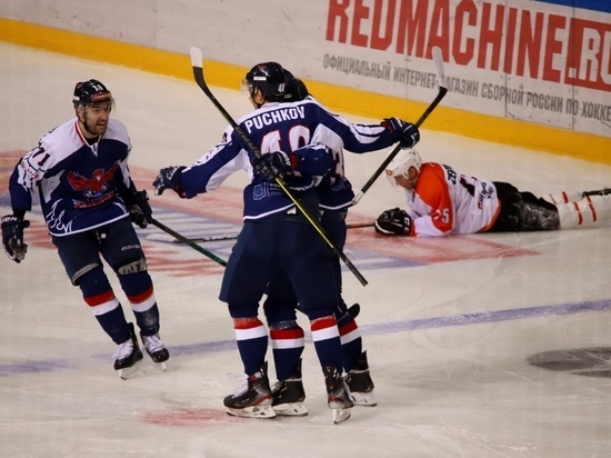 Хоккейный «Сокол» одержал победу над «Молотом-Прикамье»