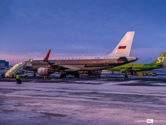 Жители Хакасии могут приобрести дешевые авиабилеты в Москву и Новосибирск