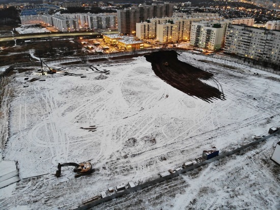 Алексей Ладыков поручил ускорить строительство новой школы в Садовом