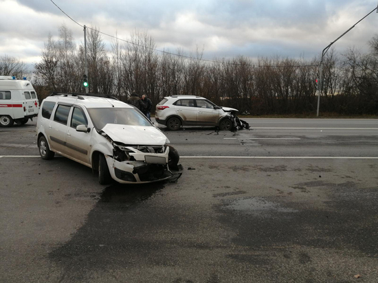 Три человека пострадали в ДТП на трассе М-5 под Рязанью