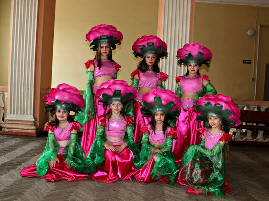 Танцовщиц из ЛНР отметили призовыми местами на онлайн-конкурсе в РФ