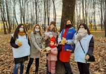 Активисты серпуховского отделения организации «Молодая Гвардия Единой России»» приняла участие в акции «Покорми птиц»