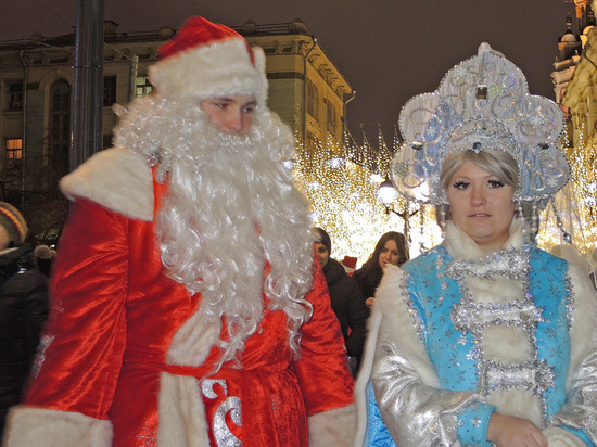 Мэр Пензы призвал не приглашать Дедов Морозов и Снегурочек домой