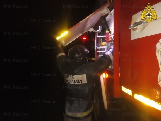 В Острове в Калужской области произошел пожар жилого дома
