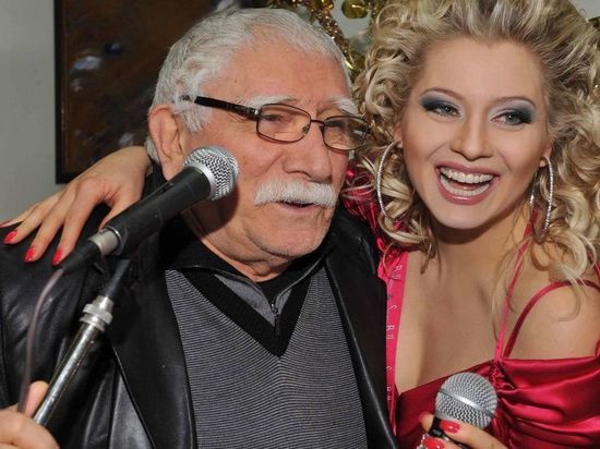 Лена Ленина заявила, что Джигирханяну могли продлить жизнь