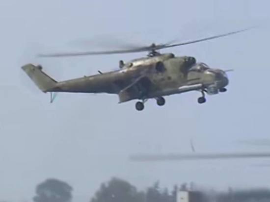 Путин наградил пилотов вертолета, сбитого Азербайджаном