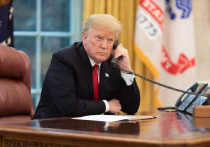 Действующий президент США Дональд Трамп заявил о необходимости остановить проводимый вручную пересчет голосов в Джорджии, пока избирательные комиссии не начнут сверять подписи на отправленных по почте бюллетеней с теми, которые избиратели оставили при регистрации