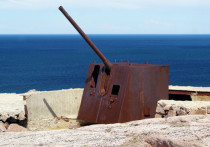 В список объектов культурного наследия Мурманской области вошла«Батарея береговой обороны 199-го отдельного артиллерийского дивизиона», которая располагается в селе Териберка, на мысе Долгий