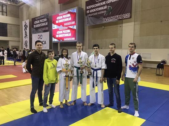 Каратисты из Нового Уренгоя привезли медали со всероссийского турнира