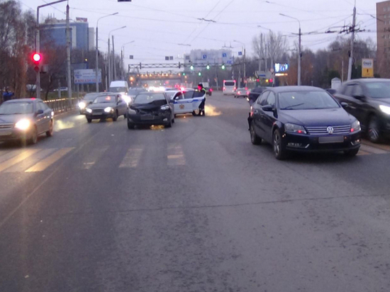 В Рязани на Московском шоссе в аварии пострадали два водителя