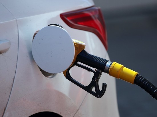 Британия решила запретить авто на бензине и дизеле с 2030 года