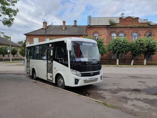 Псков — Гдов: билеты на автобус от 381 р., цены и расписание