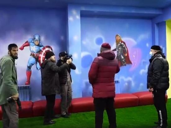 Кадырову не понравились персонажи Marvel на стене детской площадки 