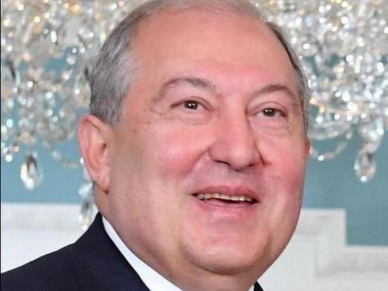 Президент Армении Саркисян выступил за отставку правительства Пашиняна