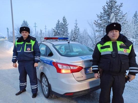 Автоинспекторы Ямала спасли водителей грузовиков от замерзания на трассе