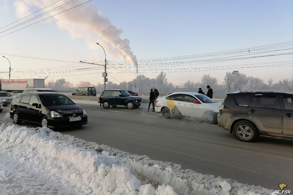 Димитровский мост в новосибирске