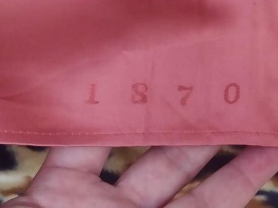 В Новосибирске продают 150-летнее покрывало из бабушкиного сундука