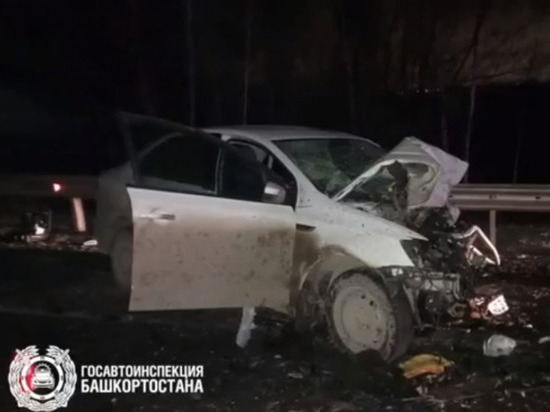 Авария на «встречке» в Башкирии: один человек погиб, двое пострадали