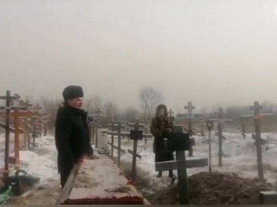 В Черногорске ритуальная служба захоронила безродных вертикально вниз головой