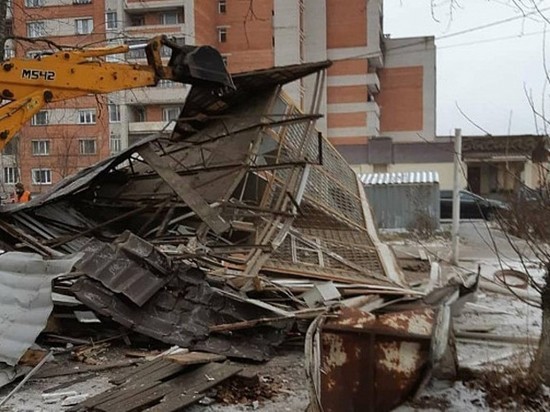 В Иванове продолжают убирать самовольно установленные ларьки