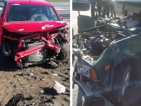 На Дону в ДТП с двумя легковушками скончалась 57-летняя пассажирка