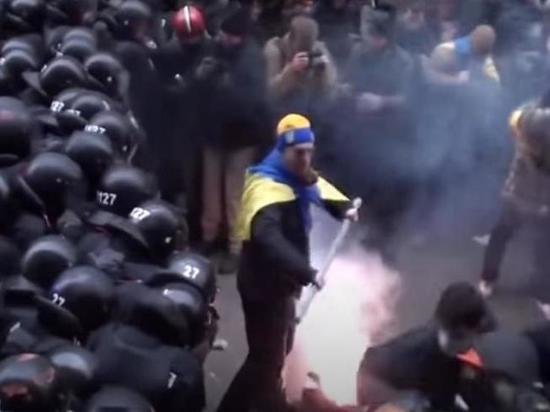 СМИ: в Киеве вызывают на допрос лидеров Майдана по делу о госперевороте