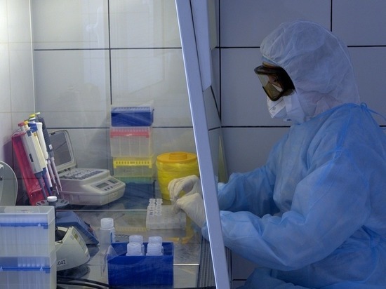 Лаборатория "РЖД-Медицины" в Екатеринбурге получила право выдавать заключения по тестам на COVID-19