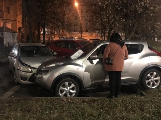 Из-за пьяного водителя в Твери пострадала женщина в припаркованном автомобиле