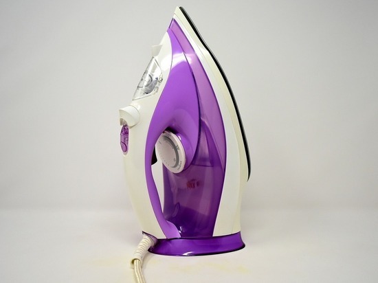 В Гагрине вор вынес из магазина утюг