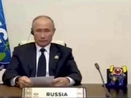 Раскрыта тайна появления «монстра» на столе Путина