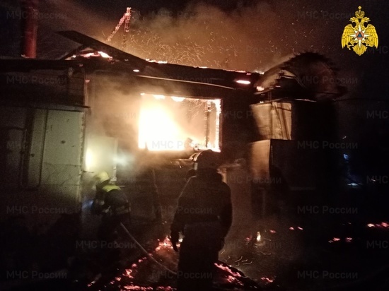 Человек пострадал на пожаре жилого дома в деревне Калуги