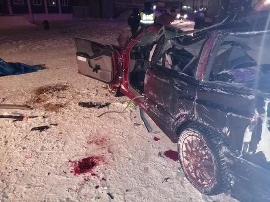 «Влетел» в автогрейдер: в Новом Уренгое в жутком ДТП погиб водитель иномарки