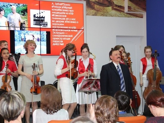 «Горьковка» приглашает на выставки и онлайн-концерт