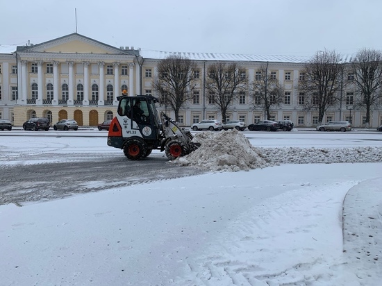 В Ярославле не справляются с уборкой города от снега