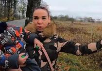 Молодую мать из Калининградской области прописали в чистом поле, сообщает РИА Новости