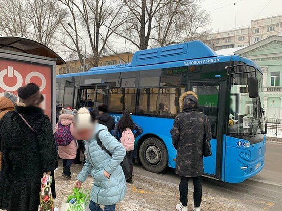 Новокузнечане жалуются на внезапно “сломавшийся” автобус