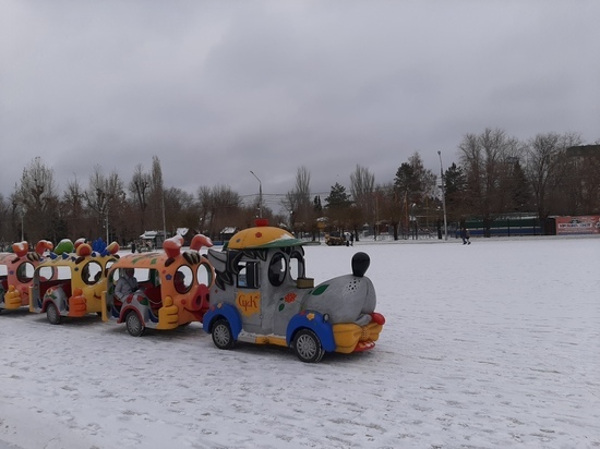Первый снег  Михаила Исаева: саратовский мэр придумал,  как привлечь молодёжь к работе  в скорой помощи