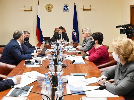 Ямальские депутаты встретились с губернатором