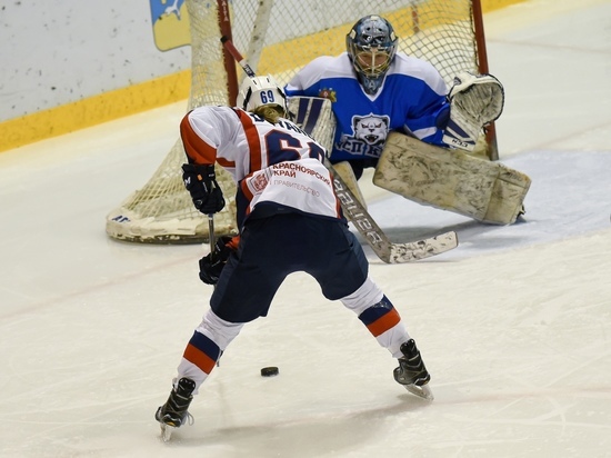 Хоккейная «заруба» в Верхней Пышме: «Бирюса» обыграла соперниц в двухматчевом противостоянии