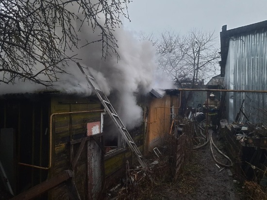 Утром в Смоленске произошел пожар в Заднепровском районе