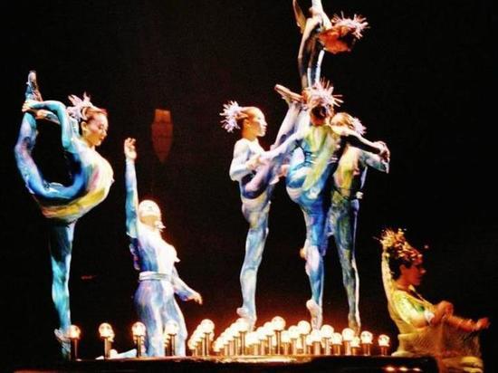 Cirque du Soleil избежал банкротства