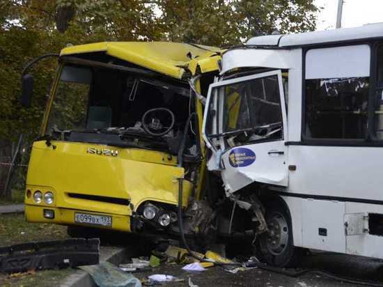 В Анапе столкнулись два автобуса, пострадали девять человек