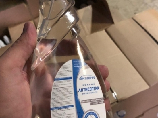 В Якутии изъято более 330 литров антисептика, которым отравились люди