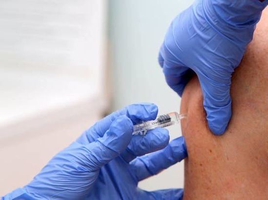 Вакцинация в Германии должна начаться в середине декабря