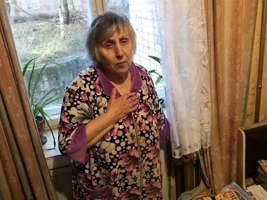 Смоленские волонтеры помогли ветерану вернуть в квартиру отопление