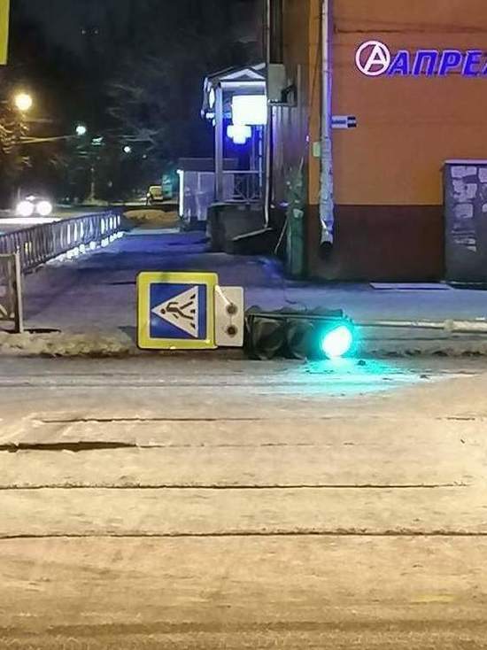 В Ярославле появился лежачий светофор