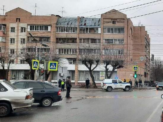 В центре Рязани патрульный автомобиль ППС попал в ДТП