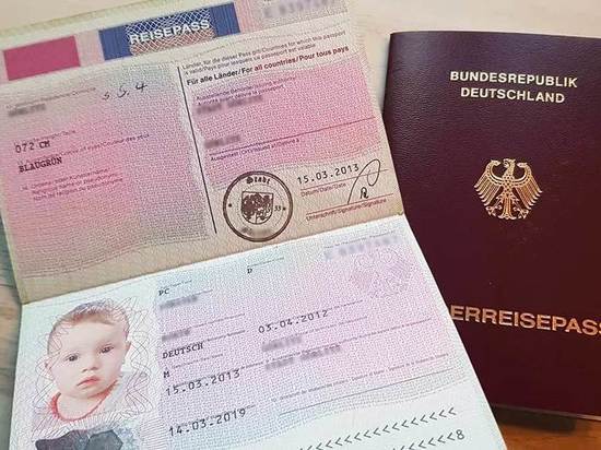 Германия: Детские паспорта будут выдавать на один год