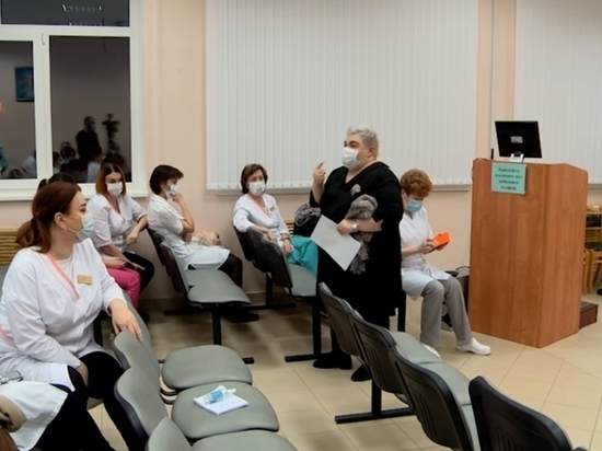 В Коряжемской больнице побывал и.о. министра здравоохранения региона